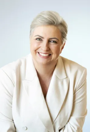 Alena 50