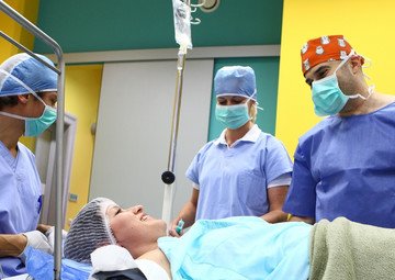 Průběh operace - Paní Táňa - augmentace s modelací